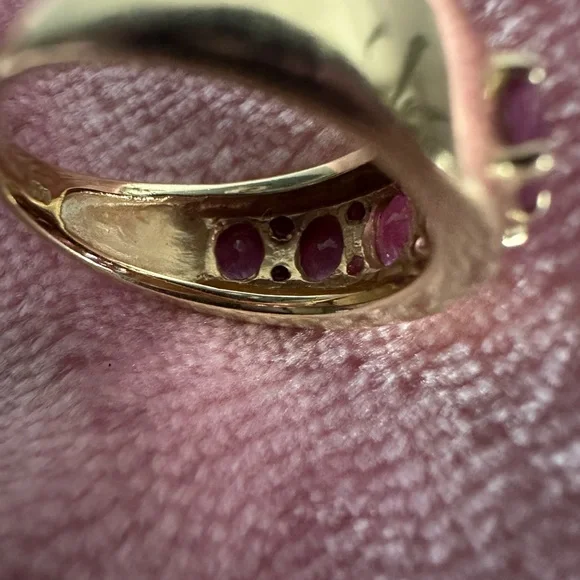 Solid 14Kt Gold Pink Sapphire Ring - Picture 9 of 15